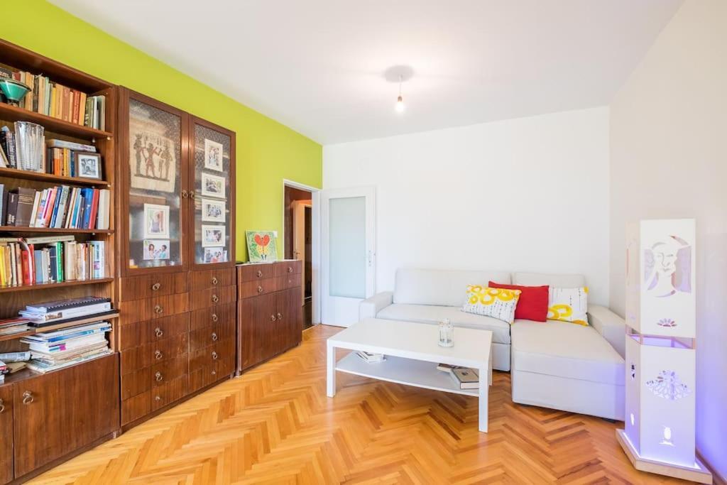 Beautiful Flat In Central Location By Flat Mаnager Sofia Exterior photo
